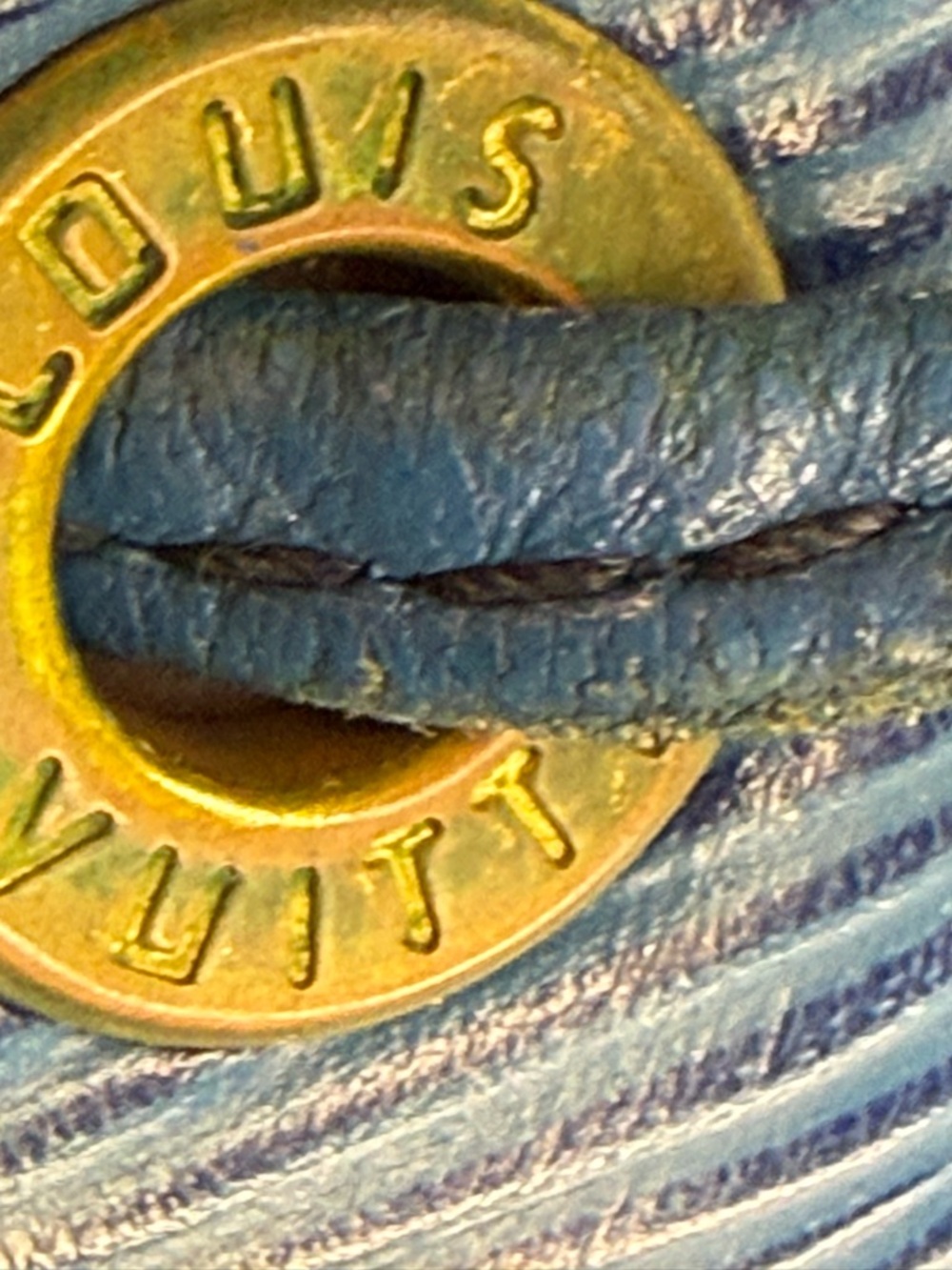 Louis Vuitton Epi Leather Noé Bucket Bag – Blue (Vintage) – Includes COA - Picture 12 of 17